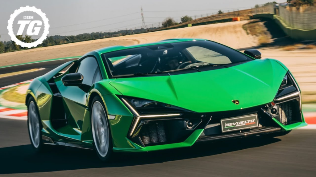 Lamborghini Revuelto Review