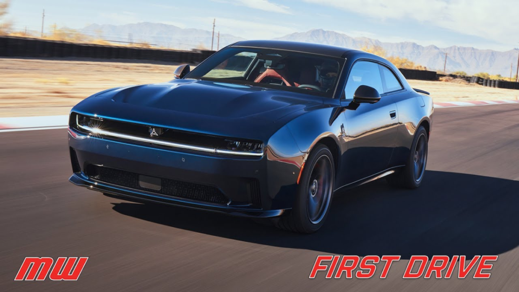 NEEDS A V8 2025 Dodge Charger Daytona Scat Pack Review